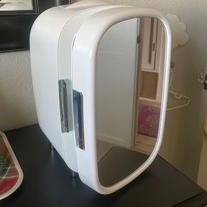 Vanity Skincare Refrigerator